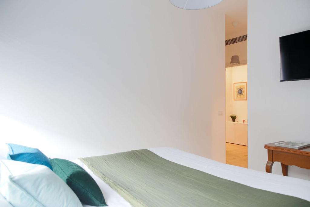 Apartment The Rent - Comfortable One-bedroom Near Porta Romana Milan
